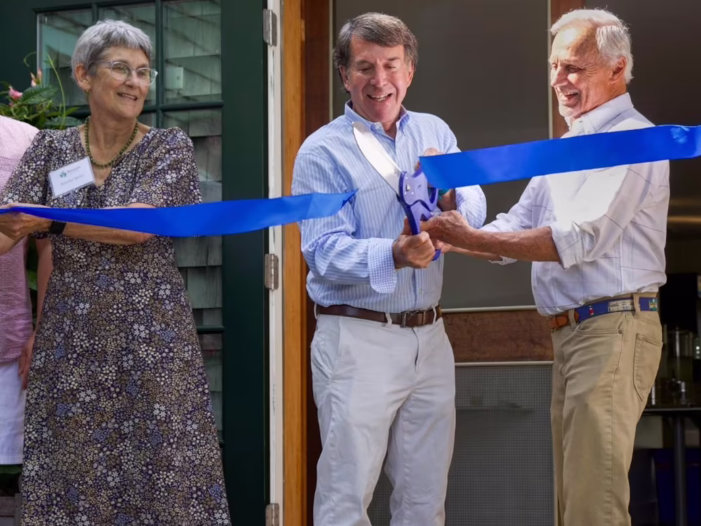 Community Food Hub ribbon cutting